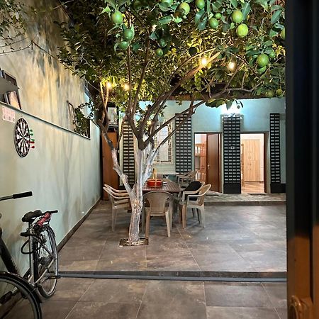 Tirana Lemon Breeze Hostel Екстериор снимка
