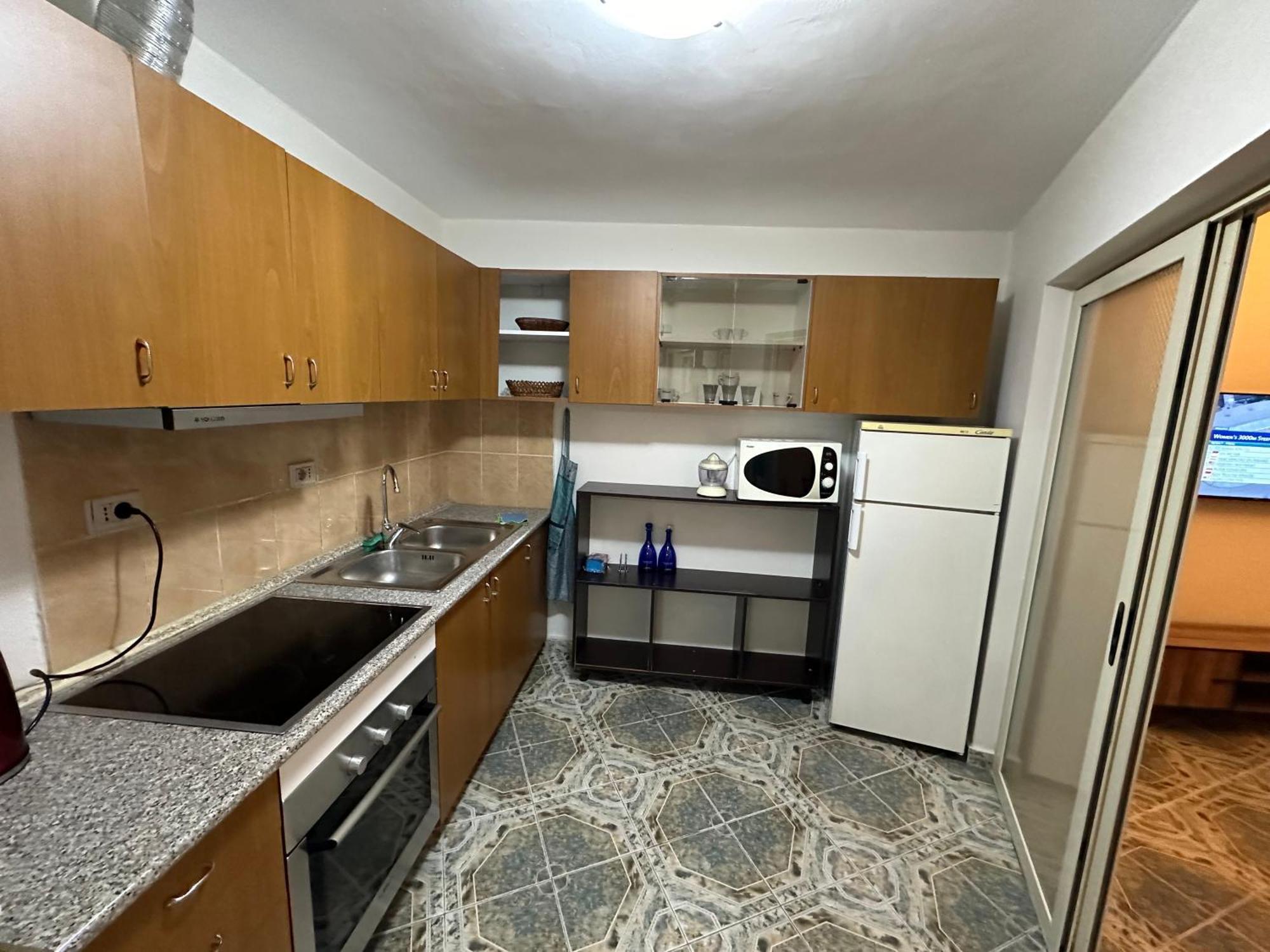 Tirana Lemon Breeze Hostel Екстериор снимка
