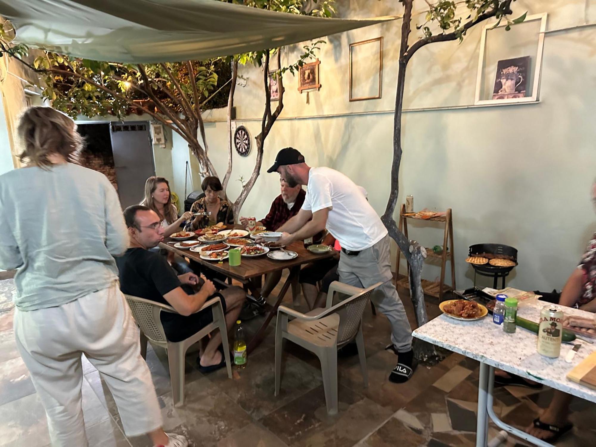 Tirana Lemon Breeze Hostel Екстериор снимка